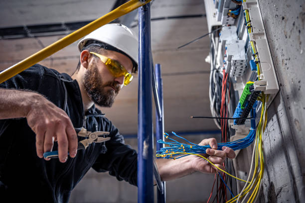 Best Emergency Electrical Repair  in New Richmond, WI